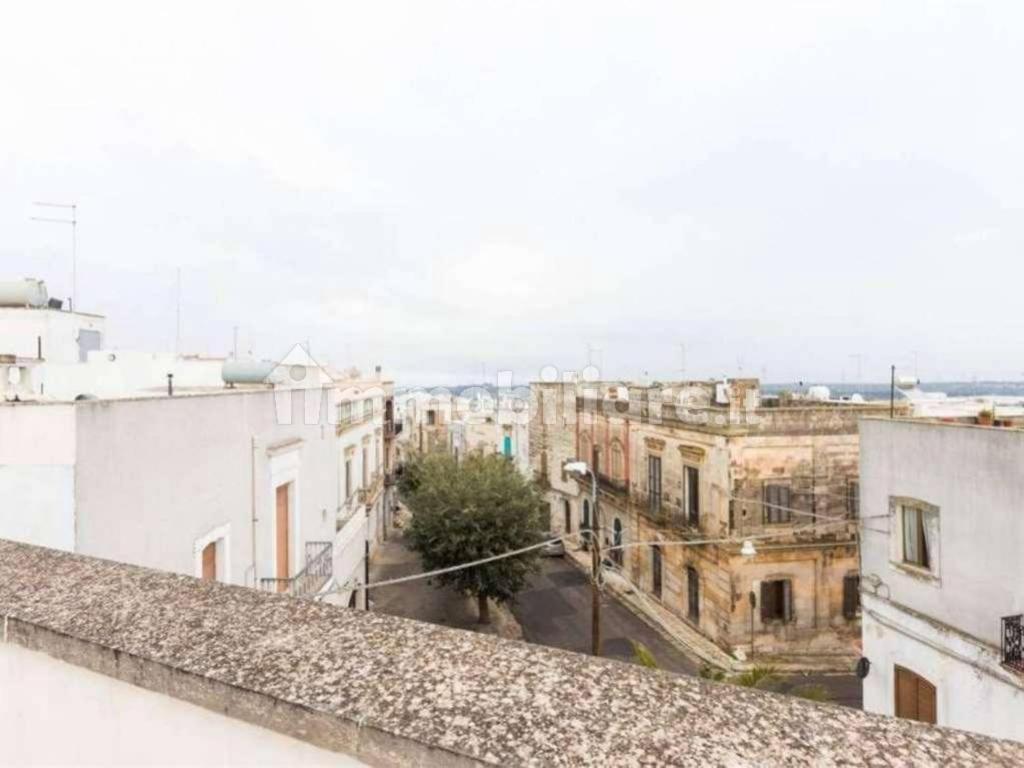 Casa Corso Vittorio Emanuele 131 Villa Carovigno Luaran gambar
